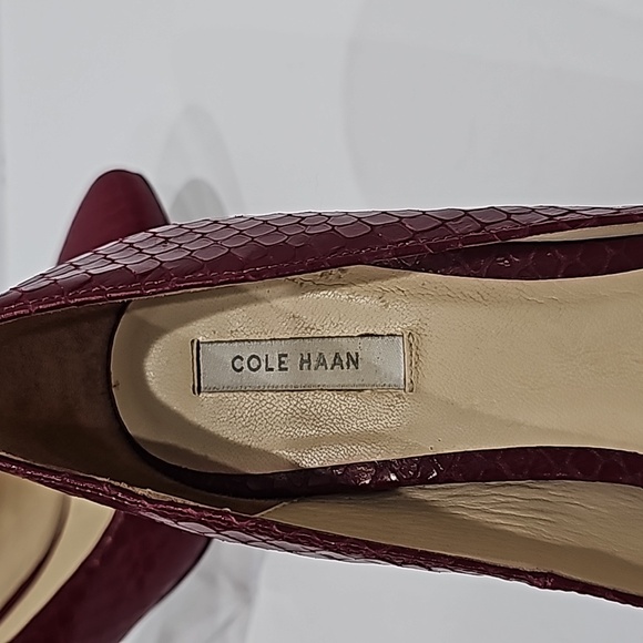 Cole Haan Vandam Pumps Burgundy Sneak Skin Emboss Size 7.5 round toe - Picture 4 of 14
